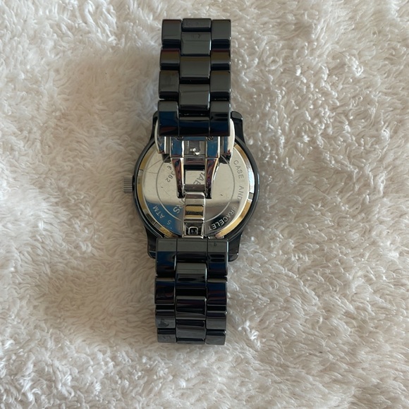 Michael KORS baguette black ceramic women’s watch - Picture 2 of 3